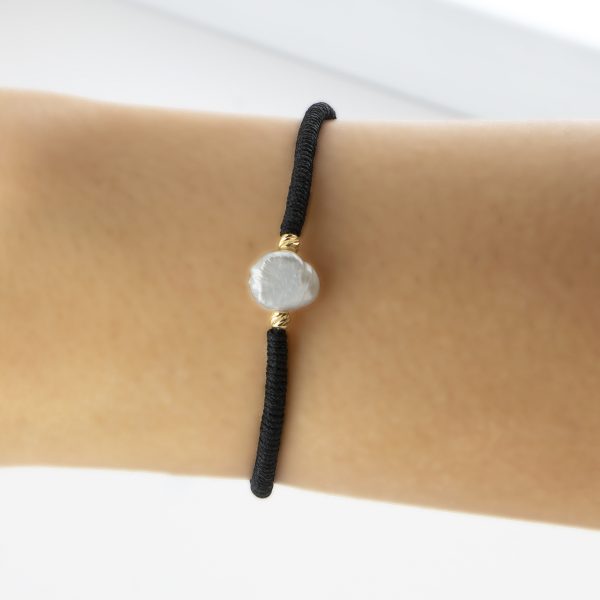 دستبند نخی گوی برنارد